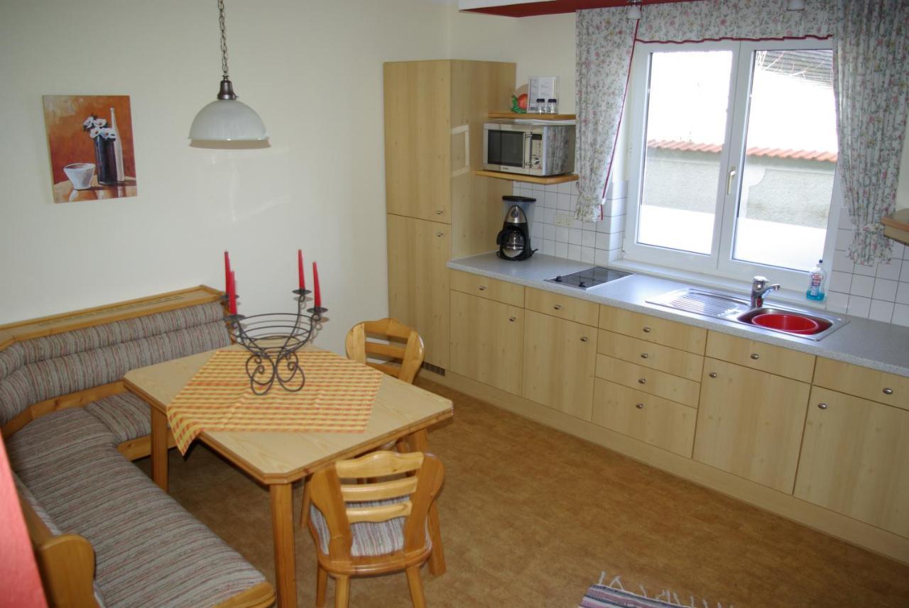 Апартаменти Haus Koenigshofer Нойзідль-ам-Зе Екстер'єр фото